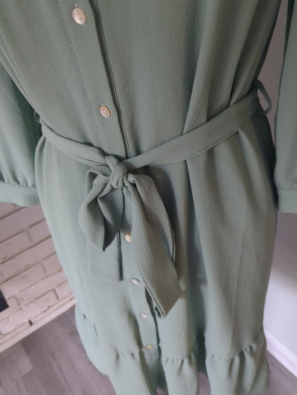 **3/$10** Monteau Los Angeles Dress Size Medium - Picture 3 of 8